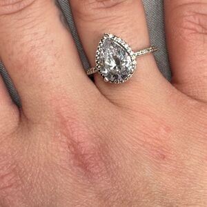 Pandora Radiant Teardrop Ring